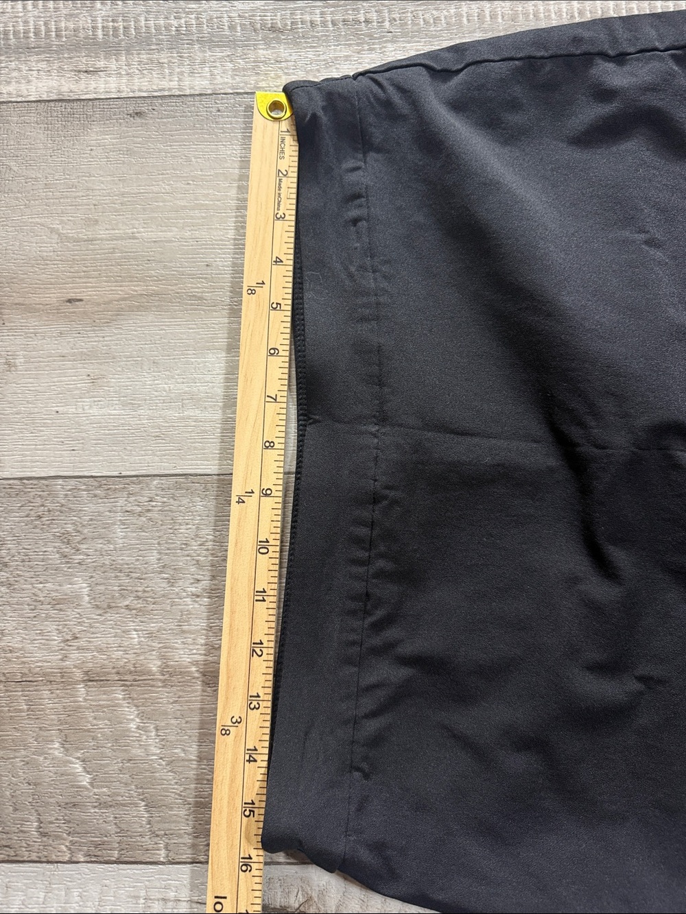ATTYRE Women’s Black Skort size 12